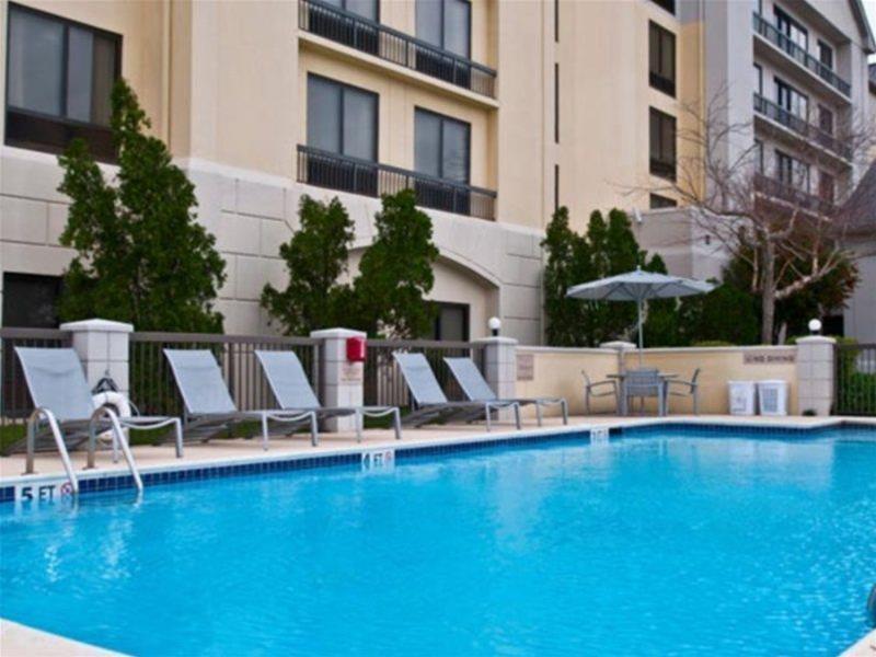 Springhill Hobby Airport Hotel 3*