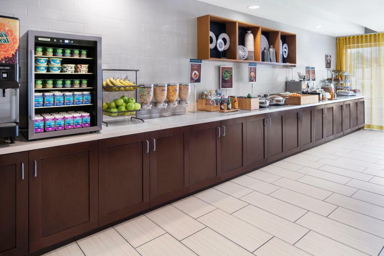 Springhill Hobby Airport