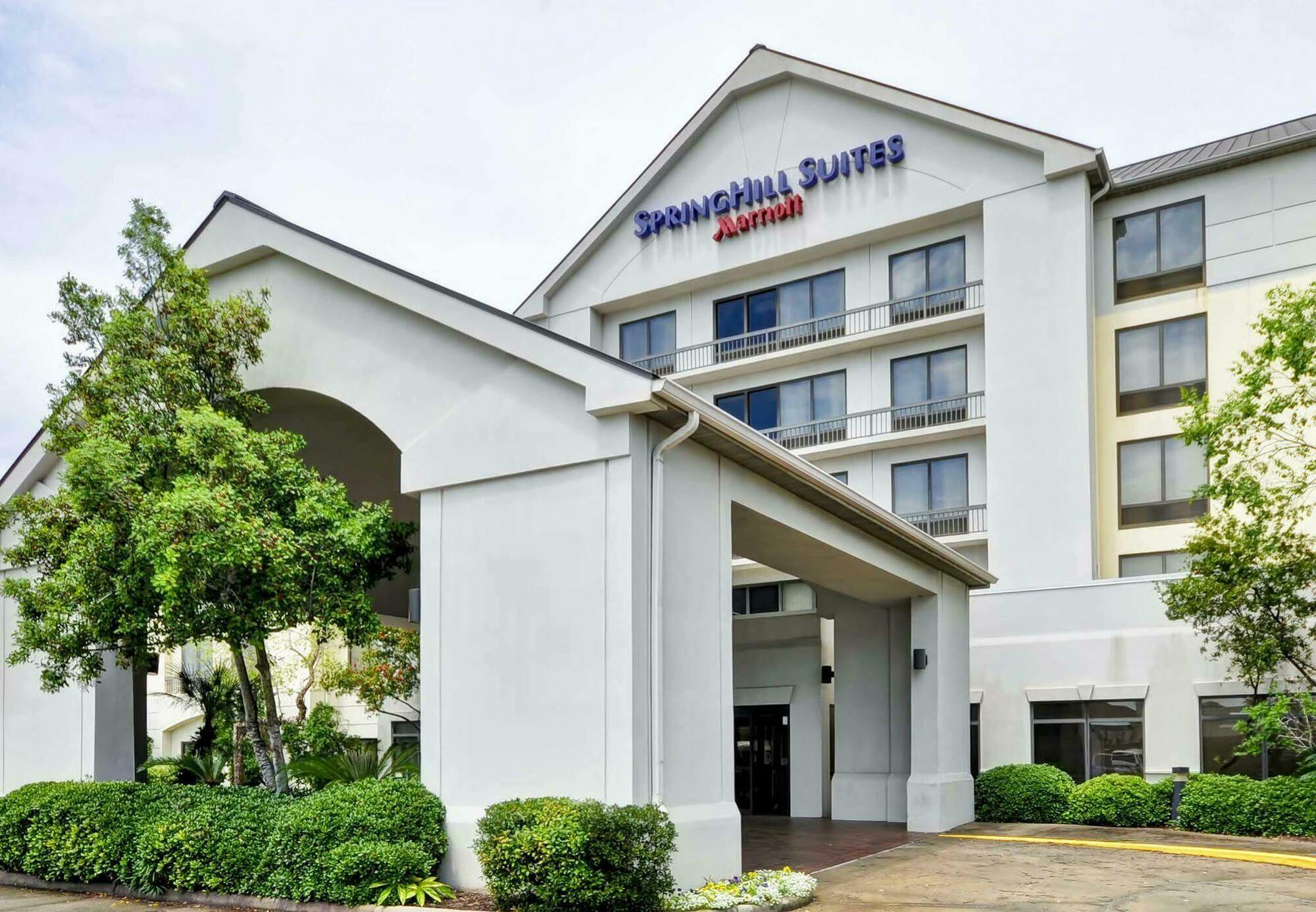 Springhill Hobby Airport Hotel