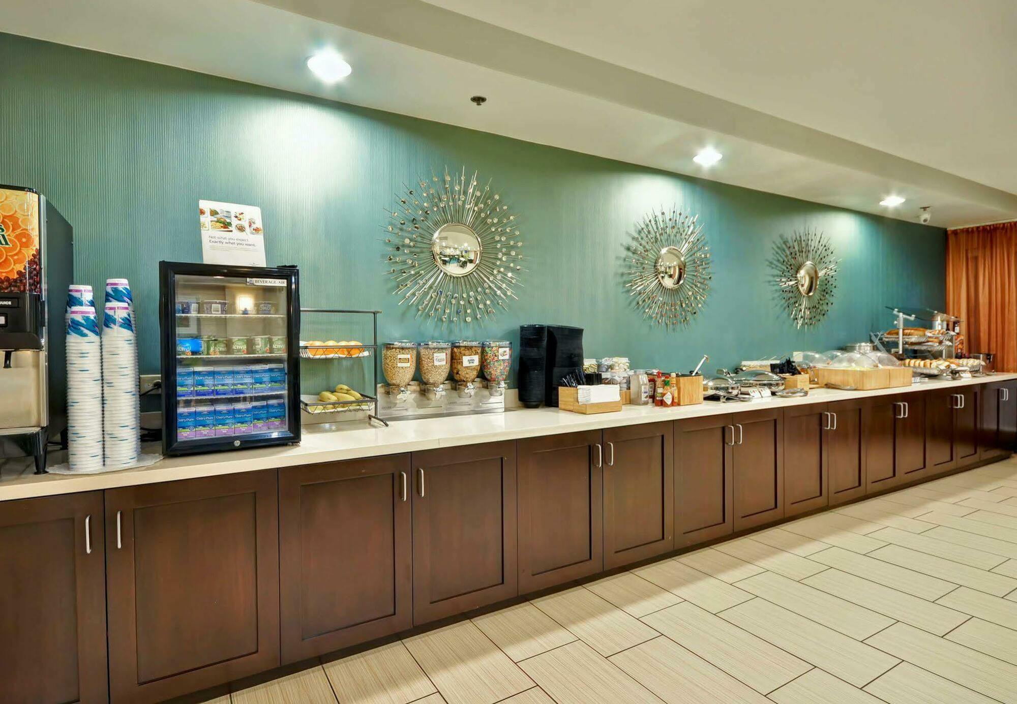 Hotel Springhill Hobby Airport
